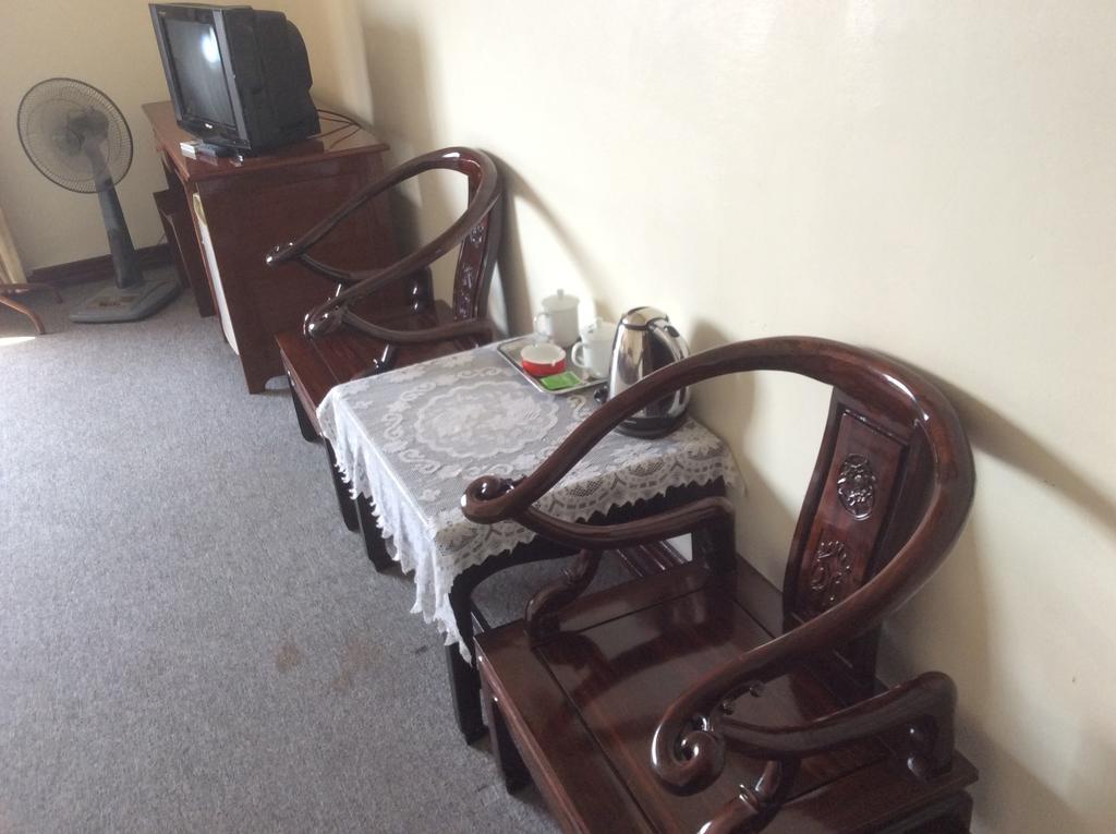 Ngoc Mai Hotel Ha Long Quarto foto
